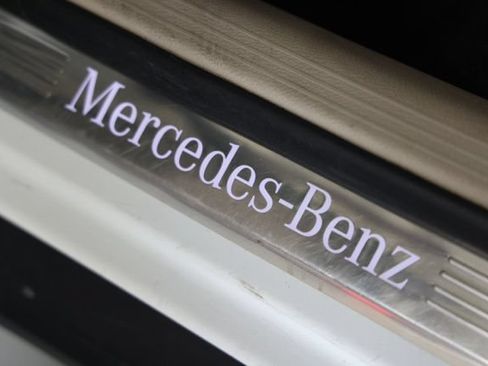 Used 2022 Mercedes-Benz GLC 300 4MATIC image 22