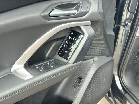 Certified 2025 Audi Q5 Premium Plus w/ Premium Plus image 12