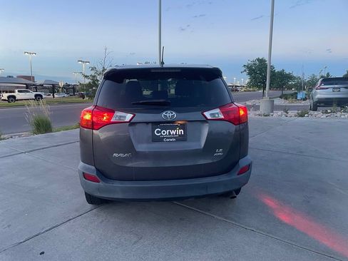 Used 2014 Toyota RAV4 LE AWD/4WD image 6