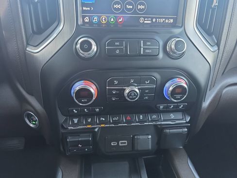 Used 2022 GMC Sierra 2500 Denali AWD/4WD image 23