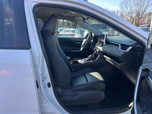 Used 2024 Toyota RAV4 Adventure image 16