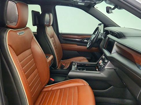 Used 2023 GMC Yukon Denali Ultimate image 28