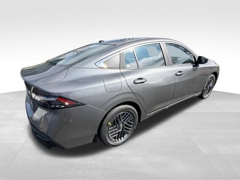 New 2026 Nissan Sentra SV w/ SV Convenience Package FWD image 8