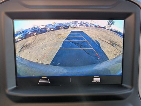 Used 2021 Chevrolet Silverado 1500 Custom w/ Safety Confidence Package image 10