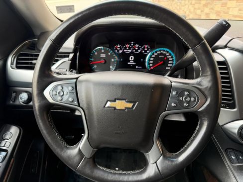 Used 2017 Chevrolet Tahoe LT w/ Luxury Package AWD/4WD image 16