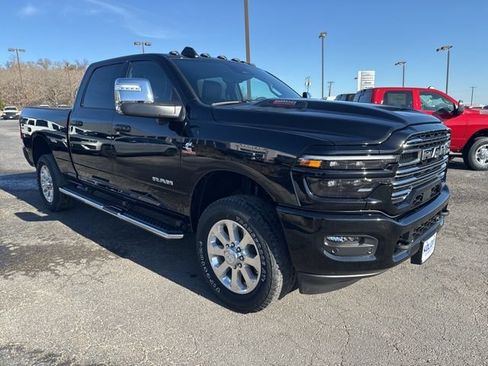 New 2026 RAM 2500 Laramie w/ Sport Appearance Package AWD/4WD image 7