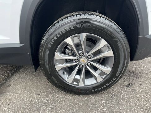 New 2026 Chevrolet Equinox LT image 32