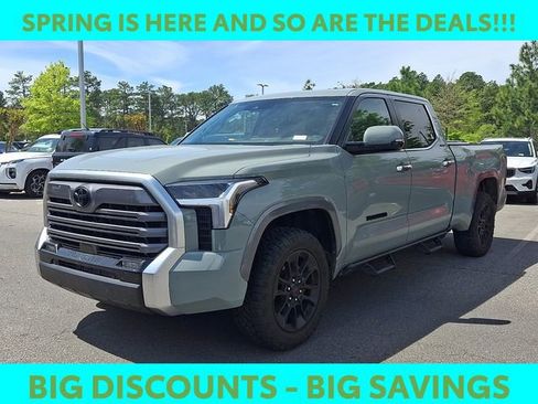 Used 2024 Toyota Tundra Limited w/ Power Package image 4