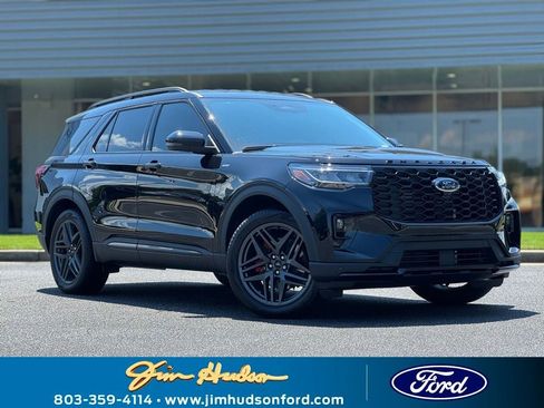 New 2025 Ford Explorer ST-Line w/ Premium Package image 2