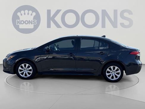 Used 2026 Toyota Corolla LE FWD image 2