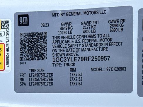 Used 2024 Chevrolet Silverado 2500 W/T AWD/4WD image 32