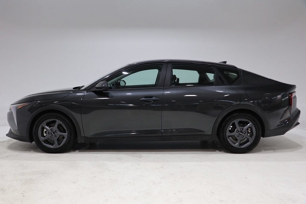 Used 2025 Kia K4 FWD image 4
