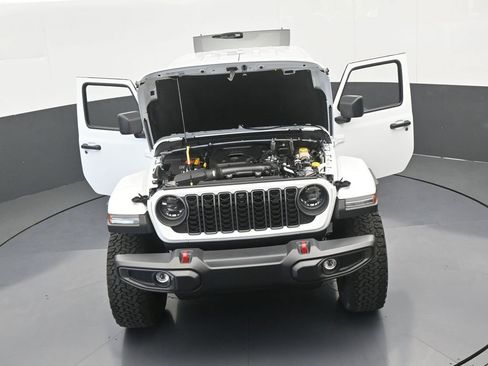 New 2025 Jeep Wrangler Rubicon w/ Xtreme 35 Tire Package image 62