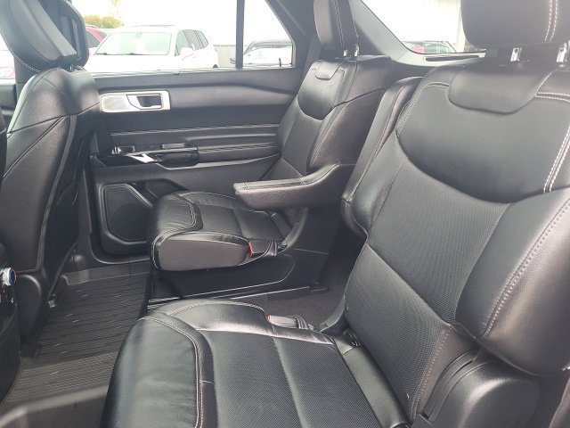 Used 2023 Ford Explorer ST w/ Technology Package AWD/4WD image 12