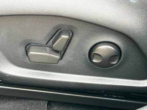 Used 2022 Jeep Compass Latitude w/ Convenience Group image 24