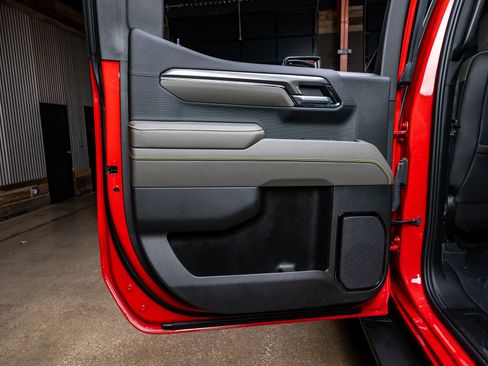 Used 2024 Chevrolet Silverado 1500 ZR2 w/ ZR2 Bison Edition image 35