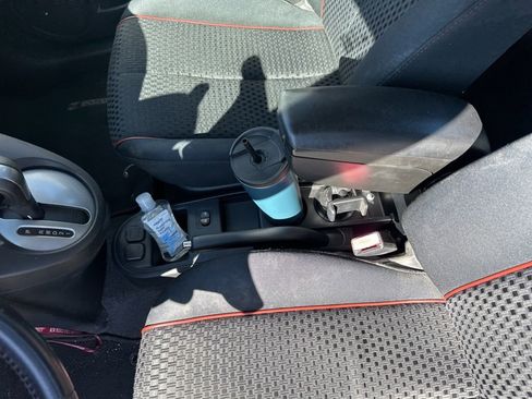 Used 2014 MAZDA MAZDA2 Touring image 18