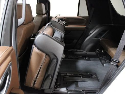 Used 2021 Chevrolet Tahoe High Country w/ Premium Package image 68