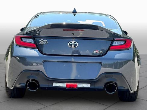 Used 2025 Toyota GR86 Premium RWD image 4