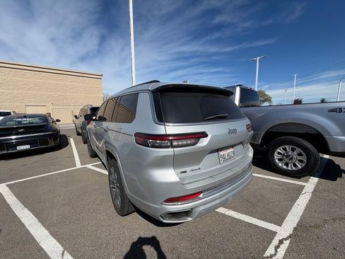 Used 2022 Jeep Grand Cherokee L Overland image 5