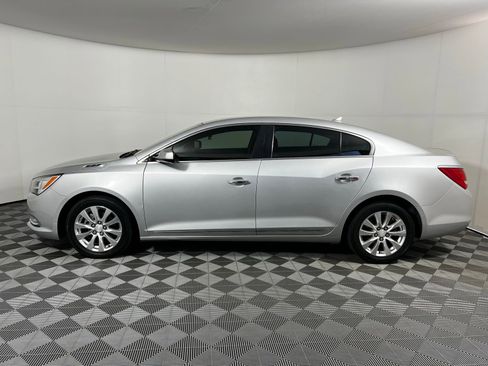 Used 2014 Buick LaCrosse image 8