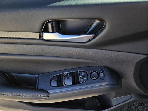 New 2025 Nissan Altima 2.5 SV image 11