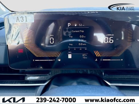 New 2026 Kia Carnival EX FWD image 39