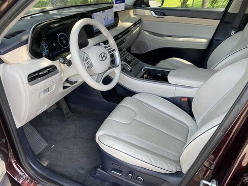 Certified 2024 Hyundai Palisade Limited AWD/4WD image 10