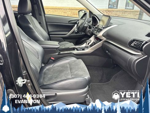 Used 2025 Mitsubishi Eclipse Cross SE AWD/4WD image 11