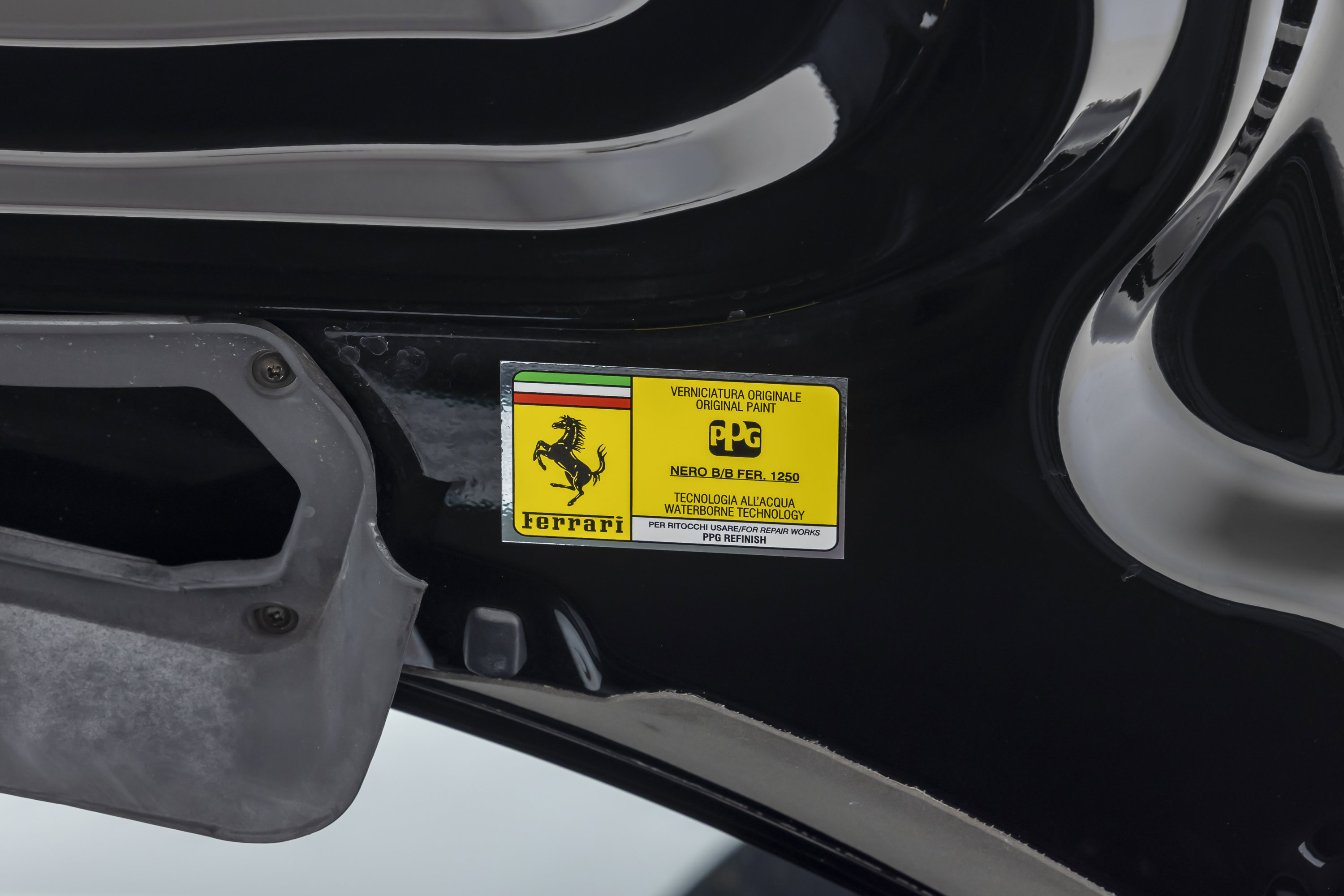 Certified 2018 Ferrari 488 GTB RWD image 42