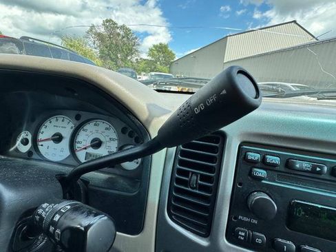 Used 2003 Ford Escape XLT AWD/4WD image 38