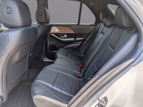 Used 2025 Mercedes-Benz GLE 450 4MATIC w/ AMG Line Exterior image 17