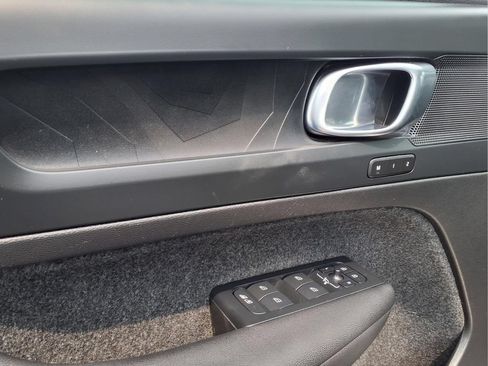 Used 2023 Volvo XC40 Recharge Plus AWD/4WD image 10