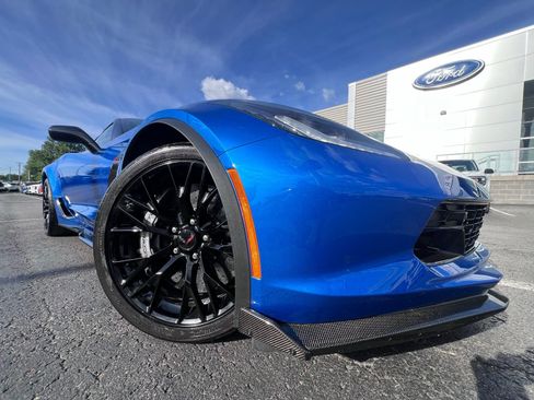 Used 2016 Chevrolet Corvette Z06 w/ Z07 Performance Package RWD image 16