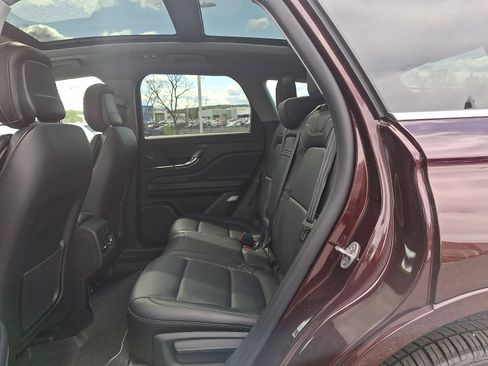 Used 2020 Lincoln Corsair Reserve w/ Equipment Group 202A AWD/4WD image 10