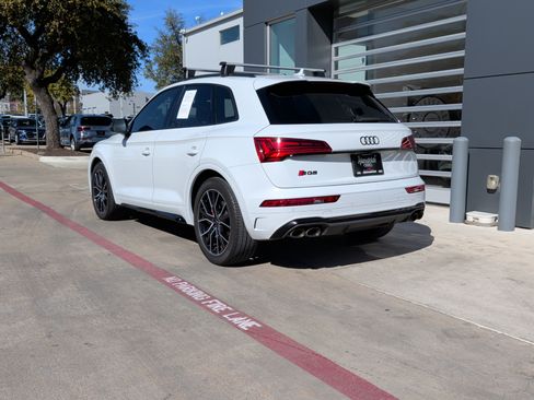 Used 2024 Audi SQ5 Premium Plus w/ Premium Plus Package image 8