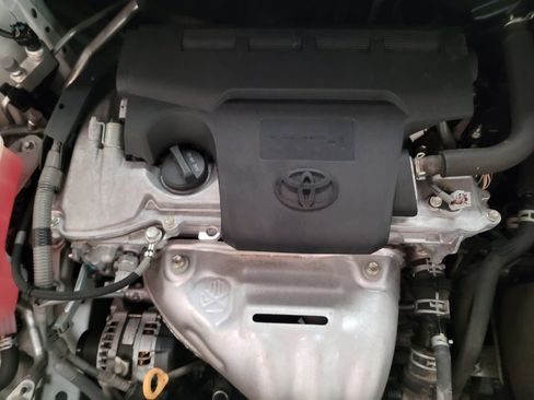 Used 2018 Toyota RAV4 Adventure FWD image 30