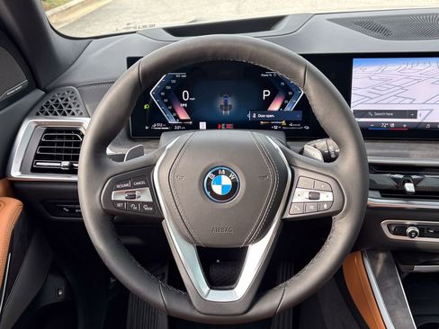 New 2026 BMW X5 xDrive50e image 24