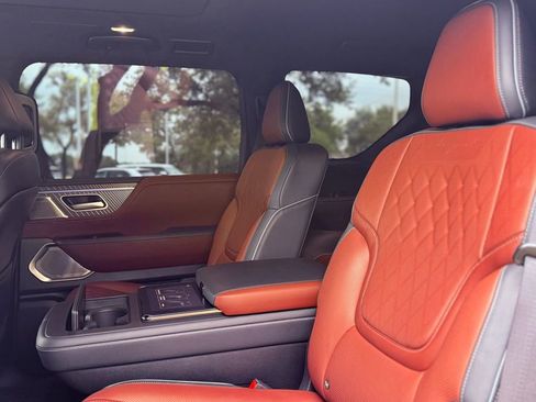 Used 2025 INFINITI QX80 Autograph image 31