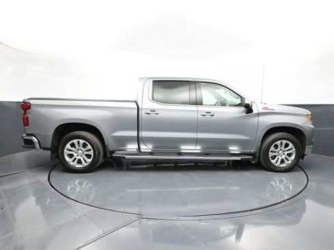 Used 2024 Chevrolet Silverado 1500 LTZ AWD/4WD image 4