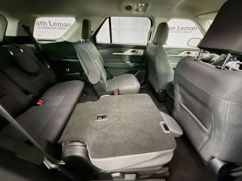 Certified 2025 Ford Explorer Active AWD/4WD image 27
