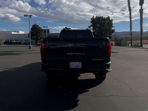Used 2025 GMC Sierra 2500 Denali w/ Technology Package image 7