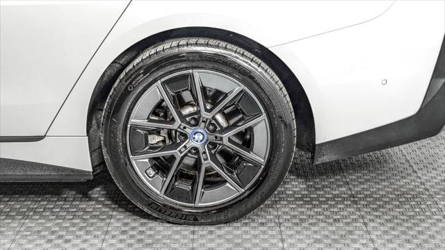 Used 2023 BMW i4 eDrive35 w/ Premium Package RWD image 36