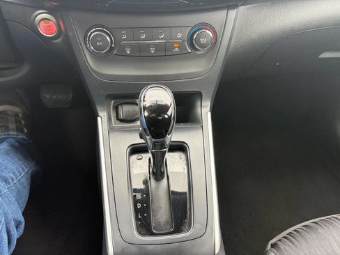 Used 2017 Nissan Sentra SV image 13