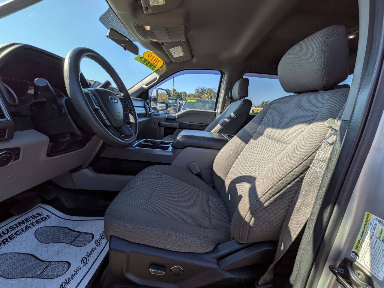 Used 2019 Ford F250 XLT w/ XLT Premium Package AWD/4WD image 14