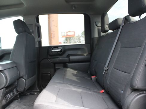 Used 2023 Chevrolet Silverado 2500 LT w/ Convenience Package image 11