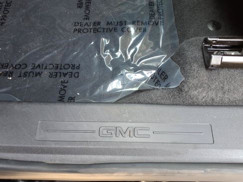 Used 2023 GMC Terrain AT4 w/ Infotainment Package II AWD/4WD image 21