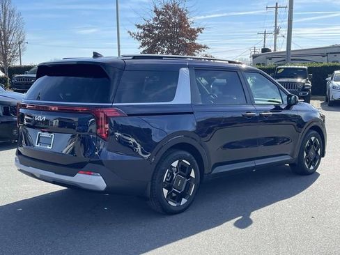 New 2026 Kia Carnival EX image 11