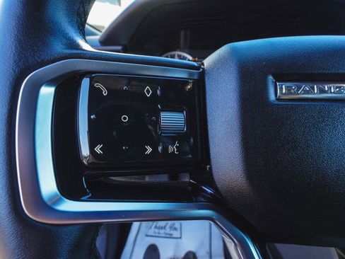 Used 2023 Land Rover Range Rover Velar R-Dynamic S image 22