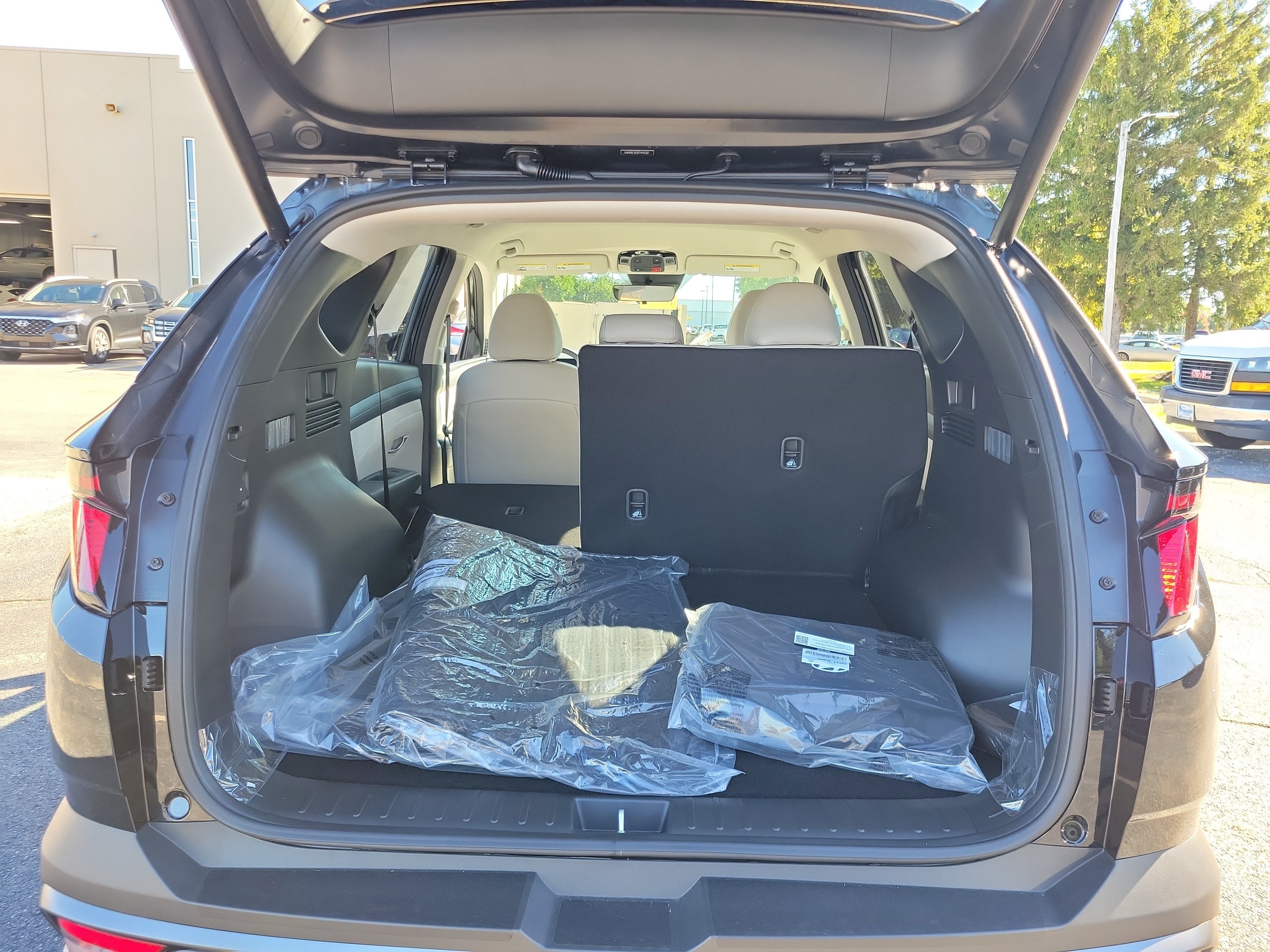 New 2026 Hyundai Tucson SEL Plus AWD/4WD image 8